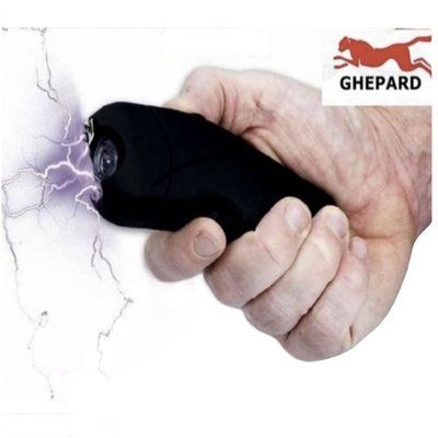 Мощен електрошок с удобен дизайн и LED фенер – идеален за оцеляване