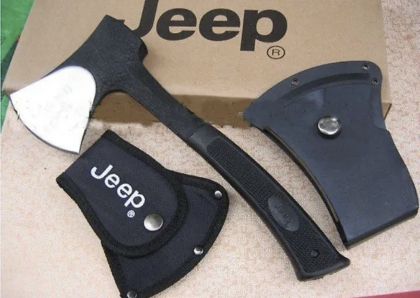 Туристическа брадва JEEP с два калъфа - Идеална за къмпинг, лов и риболов