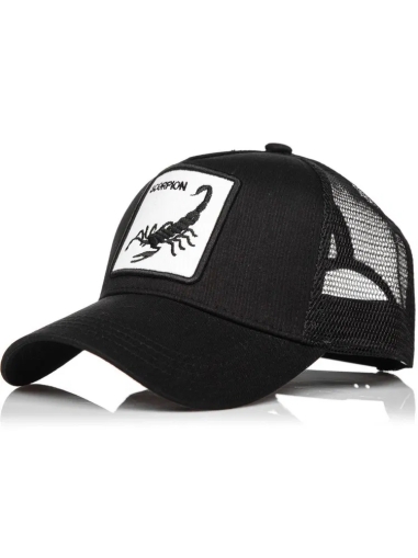 Мъжка лятна шапка с прохладна мрежа и твърда козирка – комфорт и стил за топлите дни