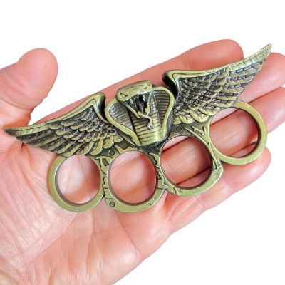 Метален бокс Tiger за самозащита – Компактен и здрав, 11 см, за 4 пръста, идеален за оцеляване